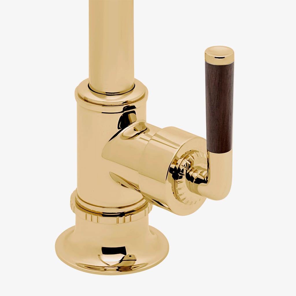 Henry Chronos Mid-Size Gooseneck Integrated Pull Spray Kitchen